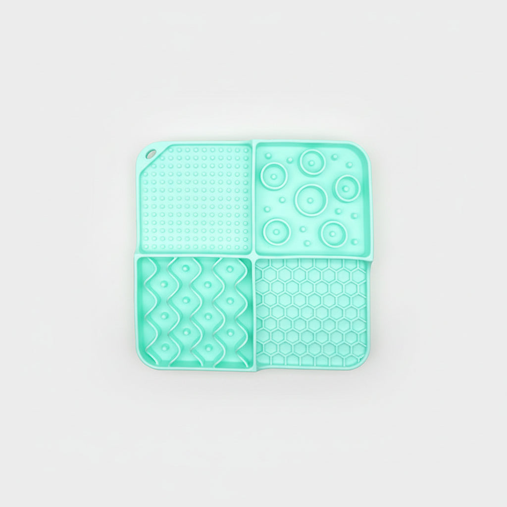 Waynew Anti-Slip Silicone Lick Mat for Dogs & Cats - Food-Grade Slow Feeder and Boredom Buster with Strong Suction Base